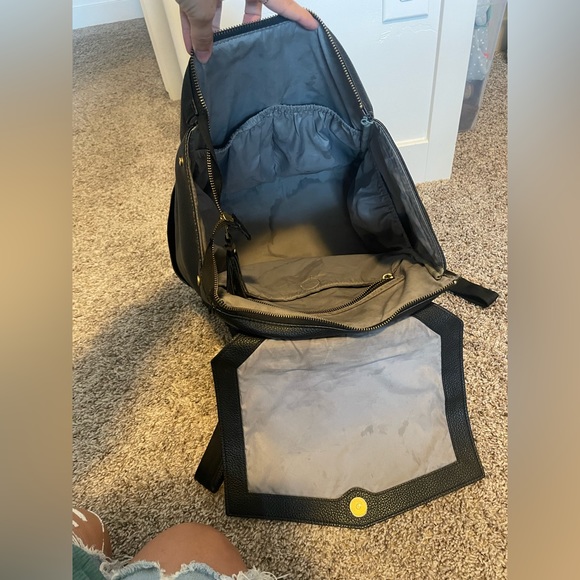 Diaper bag - Picture 3 of 3